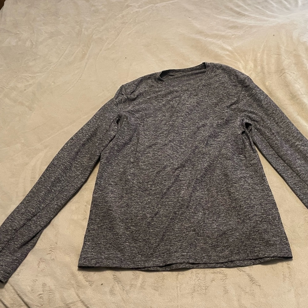 Lululemon men surge sweater gray medium.
